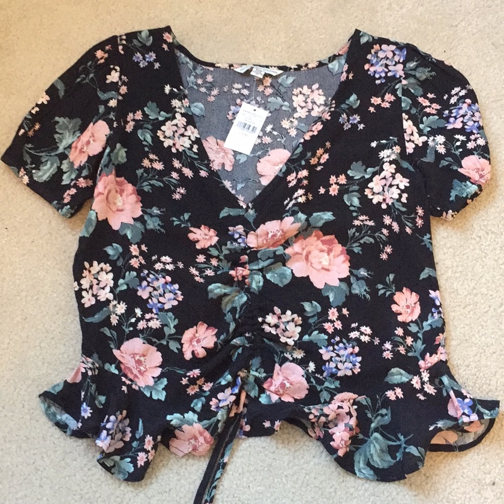 Singe Front flower top